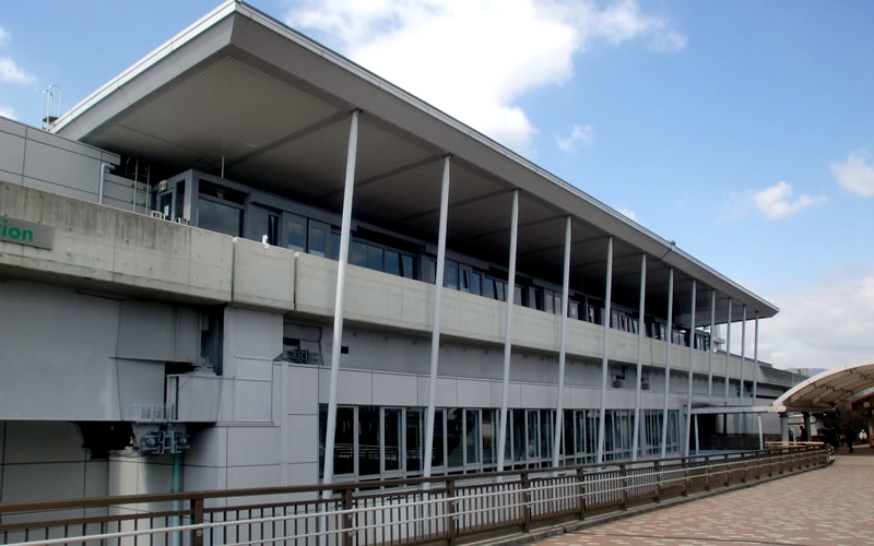 神户新交通港湾人工岛线医疗中心站